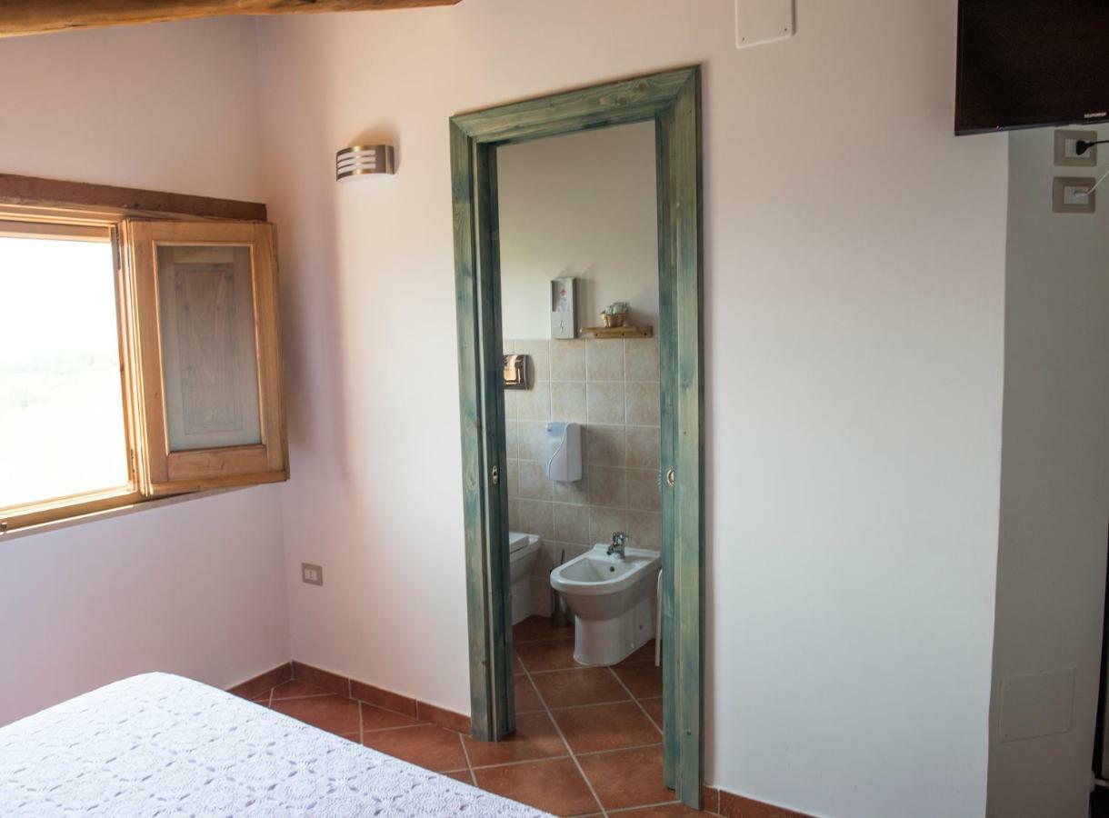 B&B Rifugio Tra Gli Ulivi Campagna Zewnętrze zdjęcie